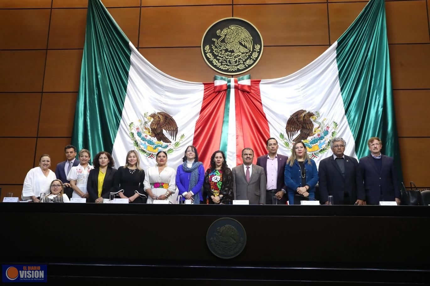 Diputadas y diputados se reúnen con la titular del Conacyt