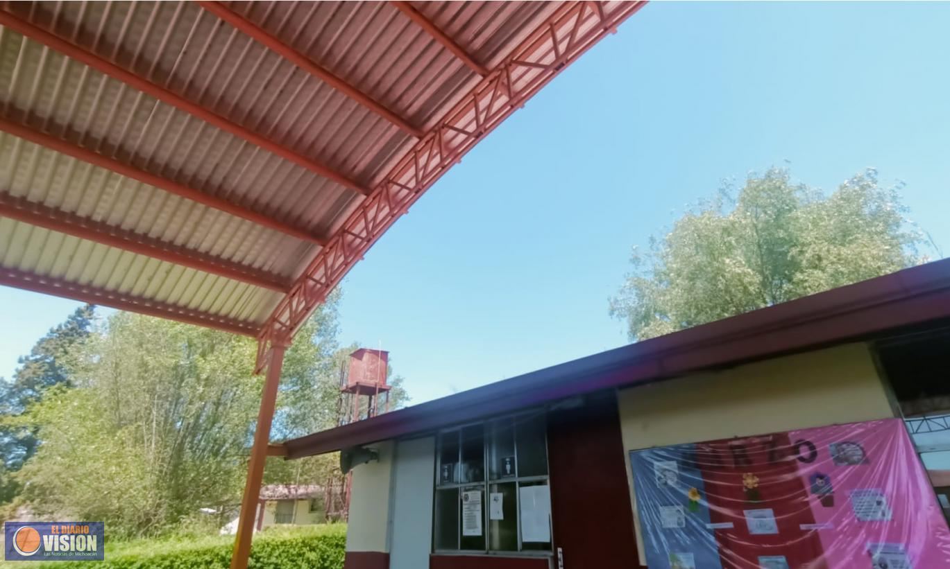 90% de Avance de Techumbre en Secundaria Técnica # 97, San Antonio Tariácuri