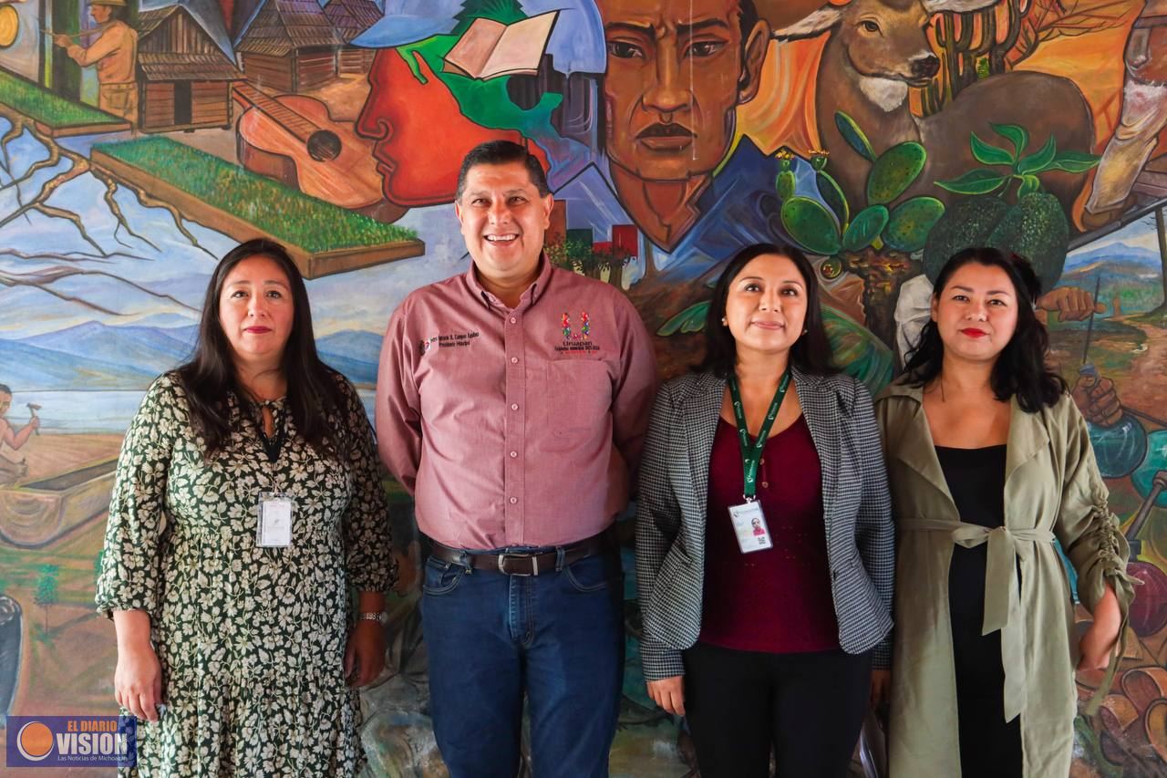 Nacho Campos estrecha vínculos con nueva directora del Cecfor