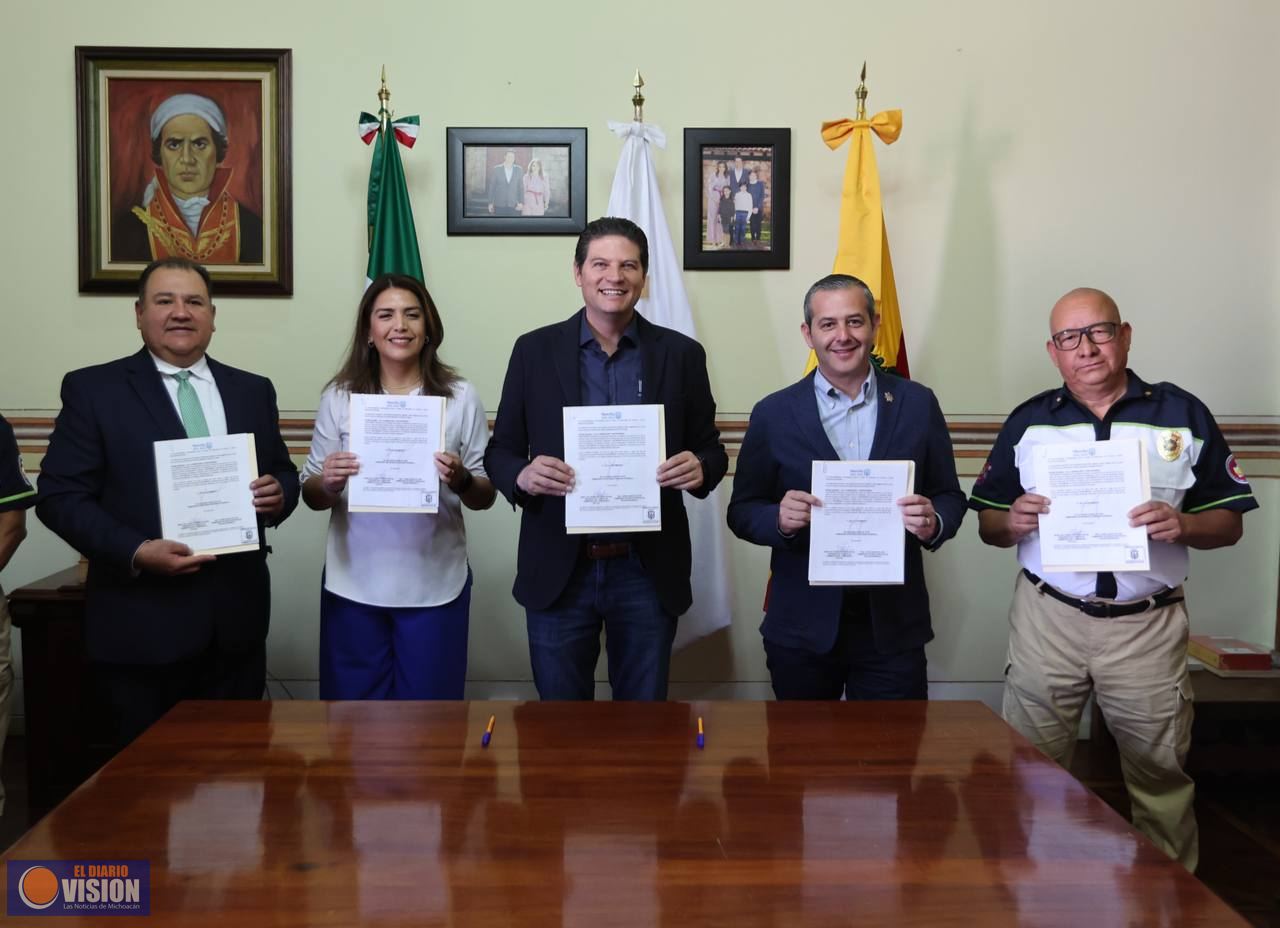 Ayuntamiento signa convenio para fortalecer atención prehospitalaria