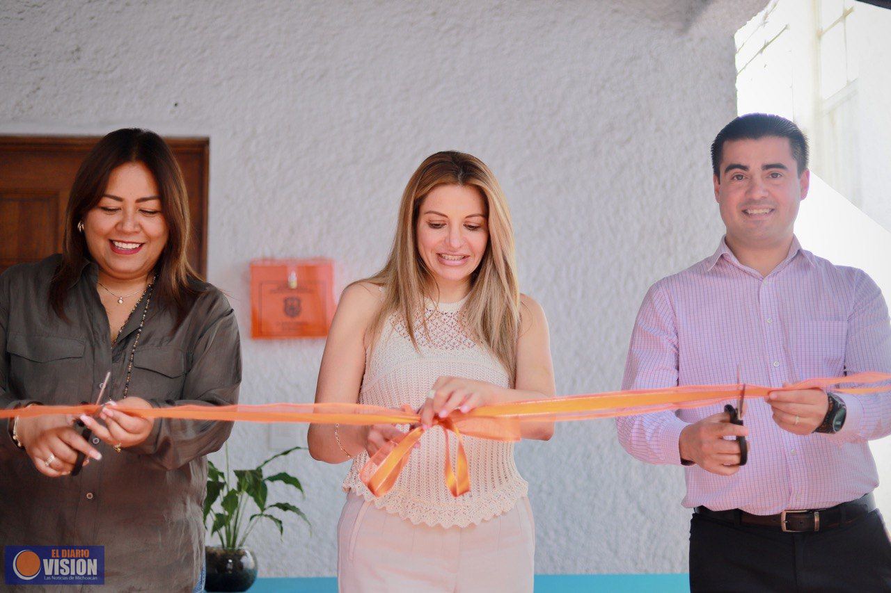 DIF Morelia instala buzón naranja para prevenir la violencia de género en el entorno laboral