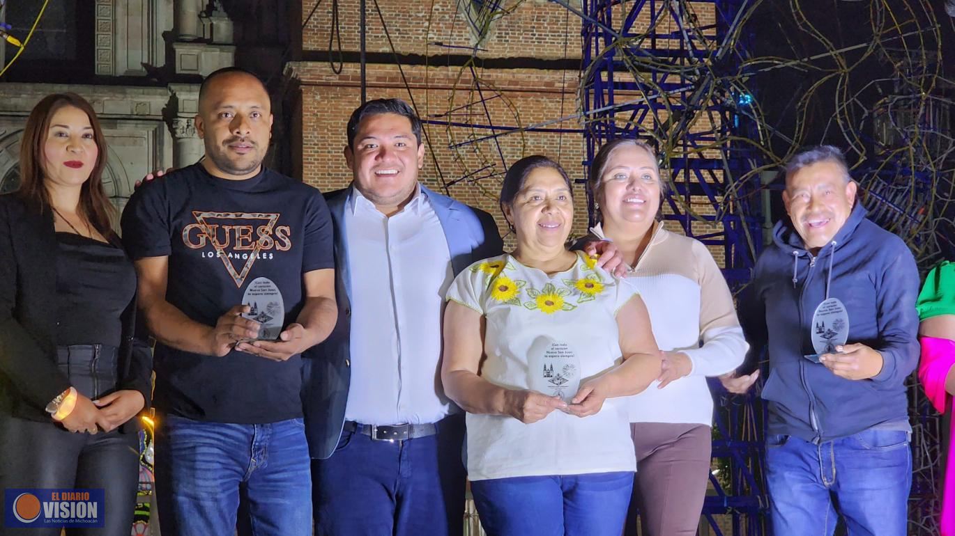 Noche mágica en San Juan Nuevo con gran espectáculo de fuegos pirotécnicos: Jesús Espinoza Rochín