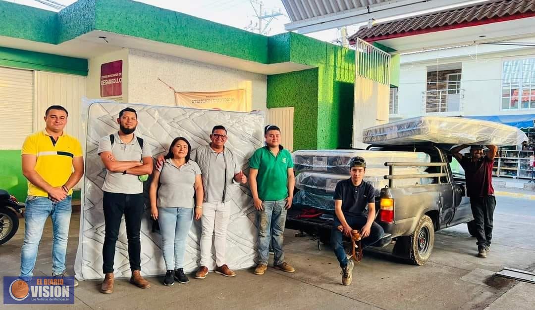 El gobierno de Peribán continúa con la gestión y entrega de Programas Sociales