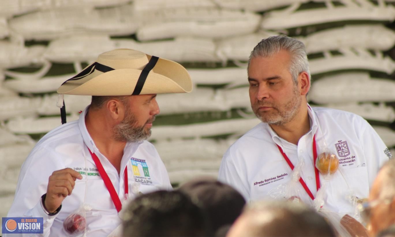 Alcalde Luis Felipe León Balbanera, solicita más obras y acciones al Gobernador 