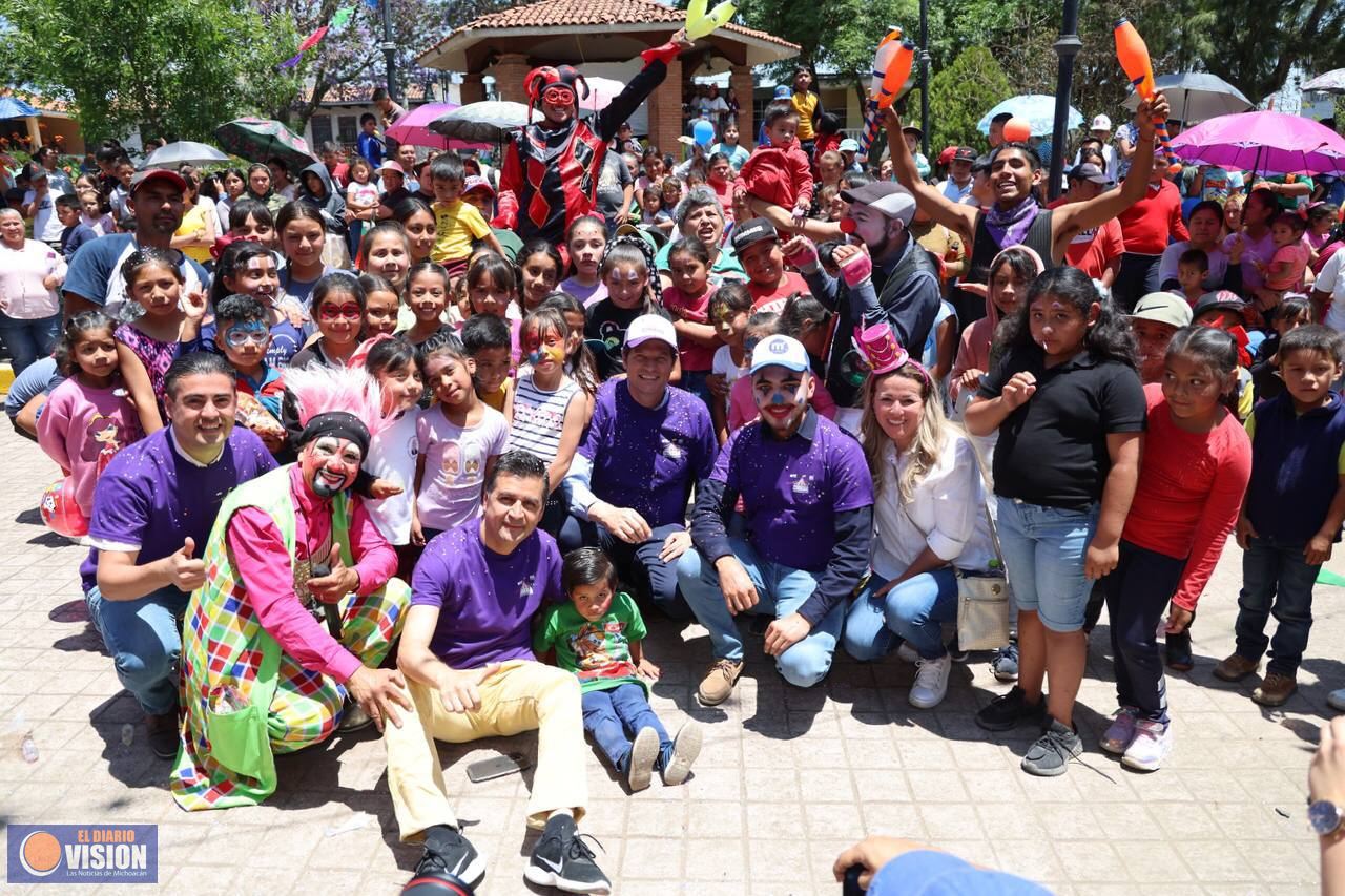 DIF Morelia lleva sonrisas y diversión a tenencias de Tiripetío y Santiago Undameo
