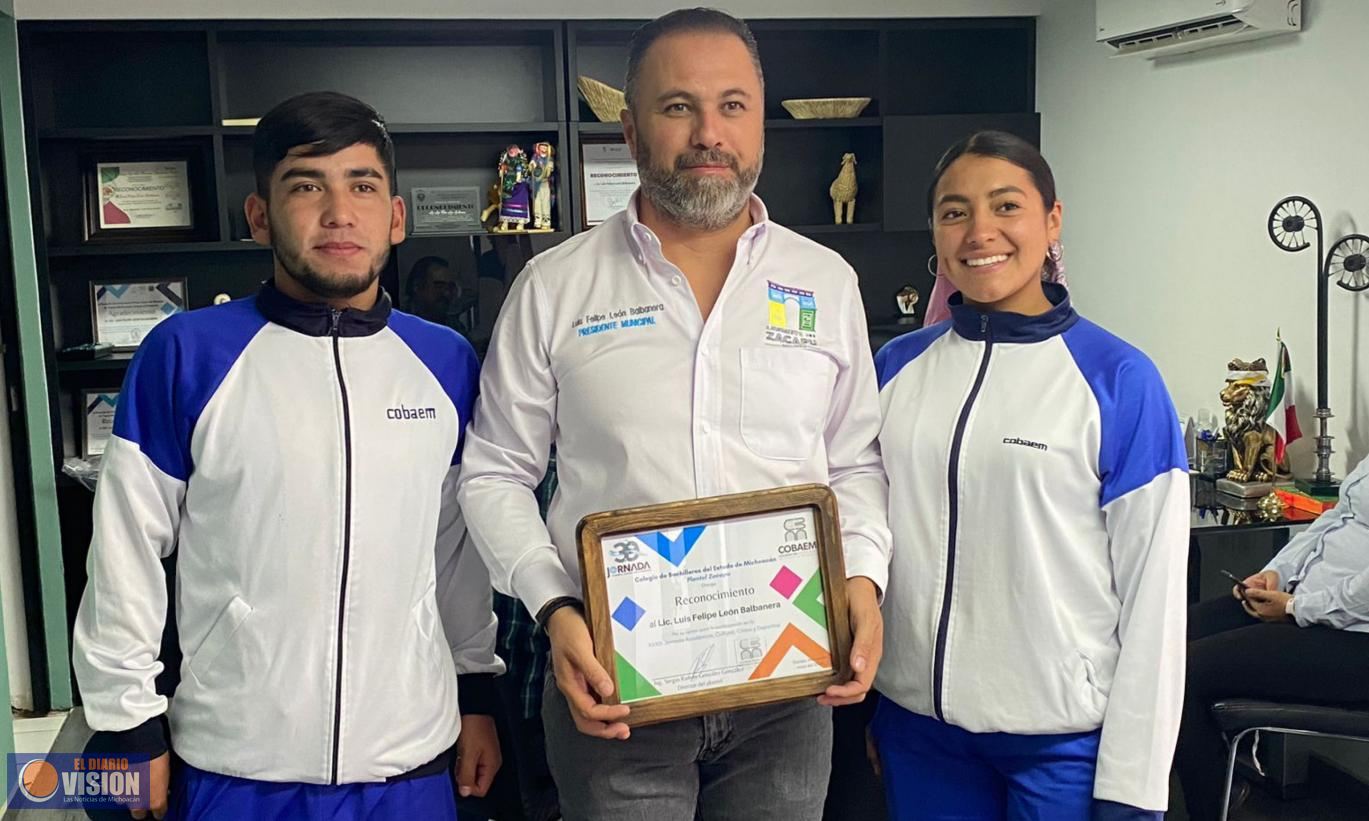 Alcalde Luis Felipe León Balbanera, fortalece e impulsa al sector educativo