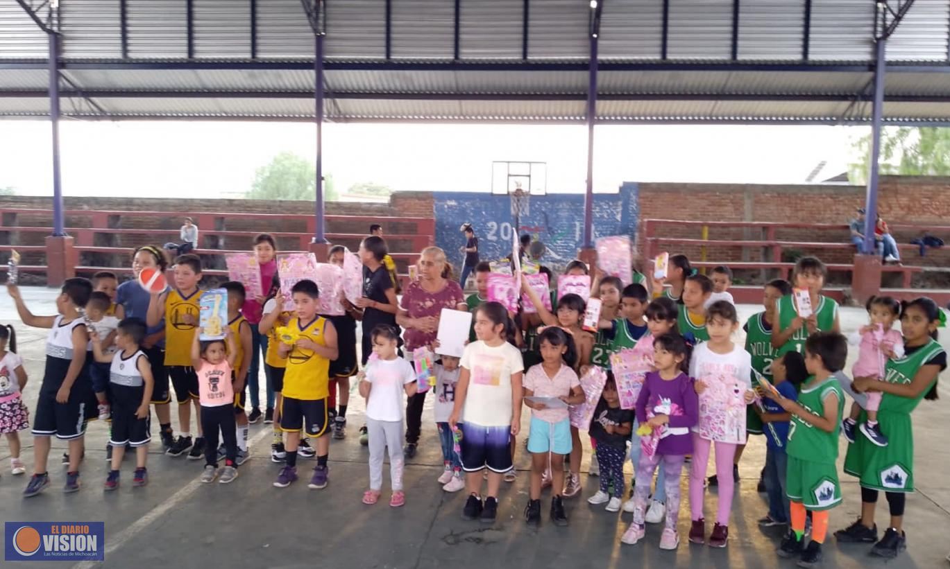 Entrega SDIF juguetes a las comunidades por el Día de la Niña y el Niño en el municipio 