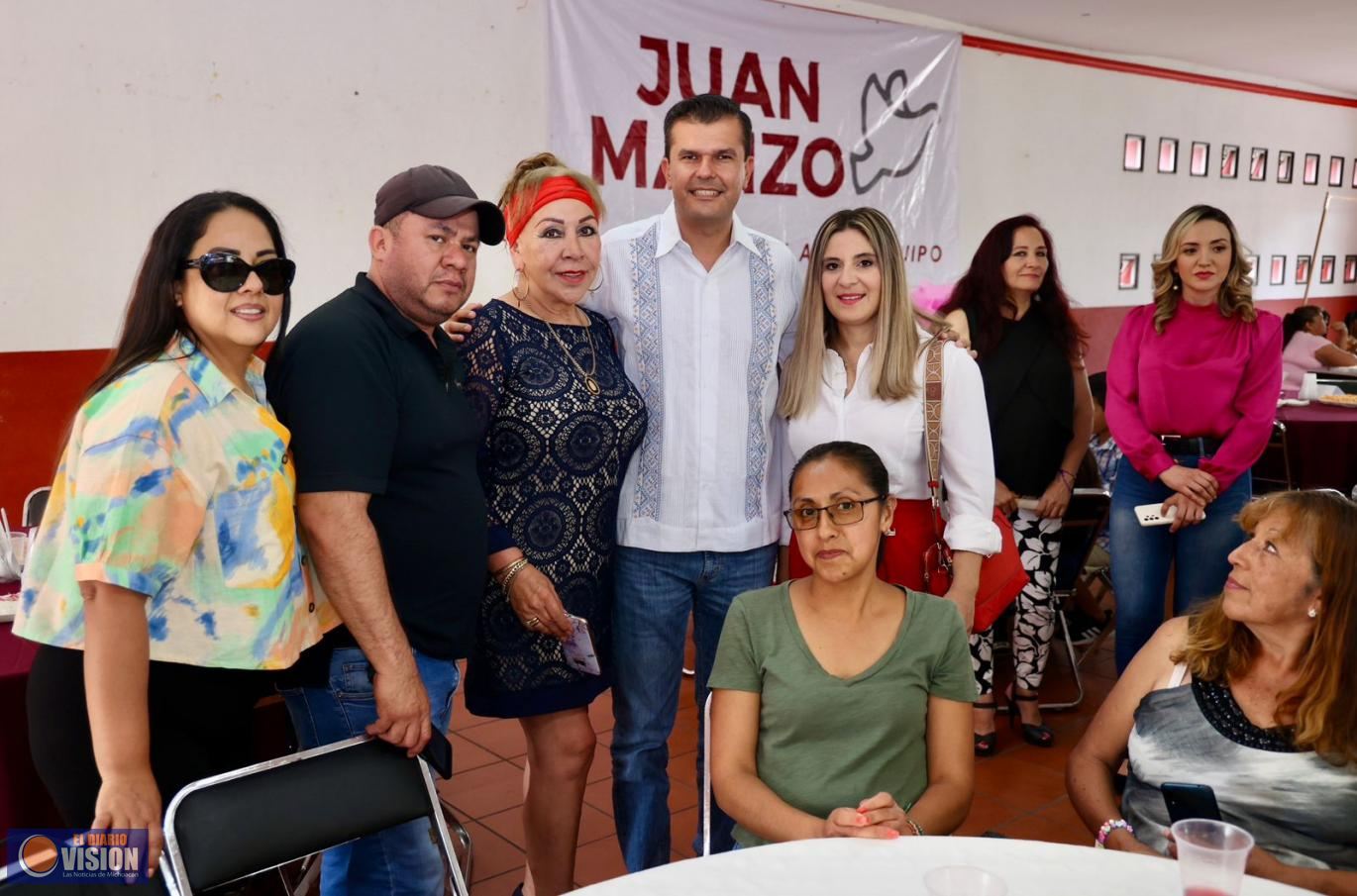 Las madres, el pilar de la familia: Juan Manzo