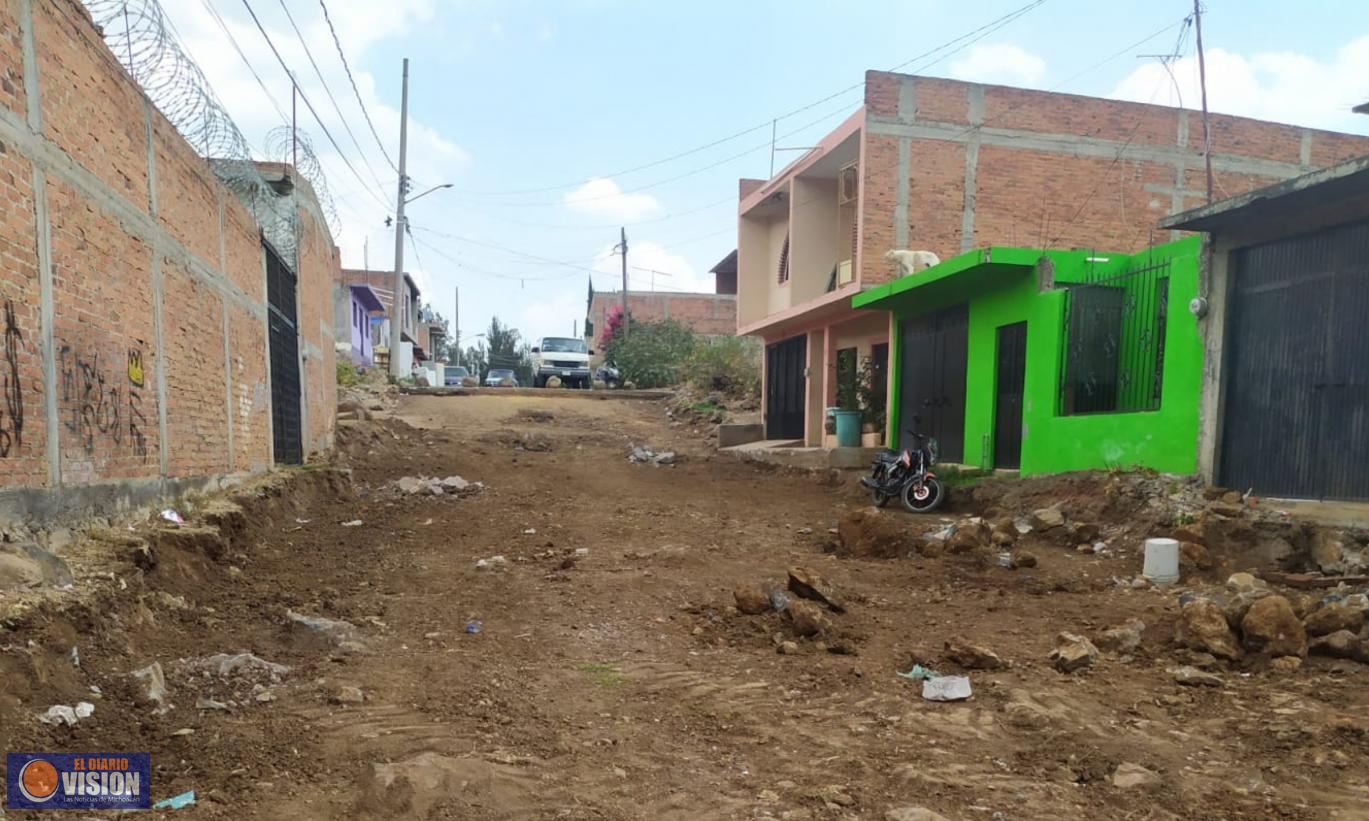 Continúan obras de pavimentación en Zacapu