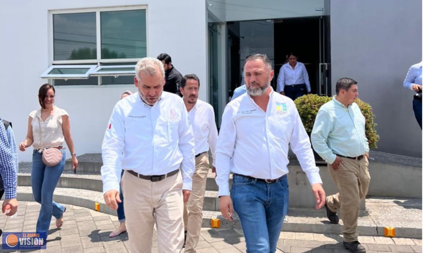 El alcalde Luis Felipe León Balbanera, recibe al gobernador Ramírez Bedolla, en Zacapu