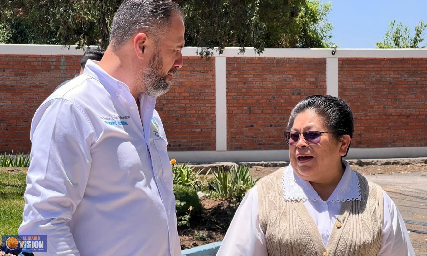 Agradece Colegio Independencia apoyo del Alcalde León Balbanera