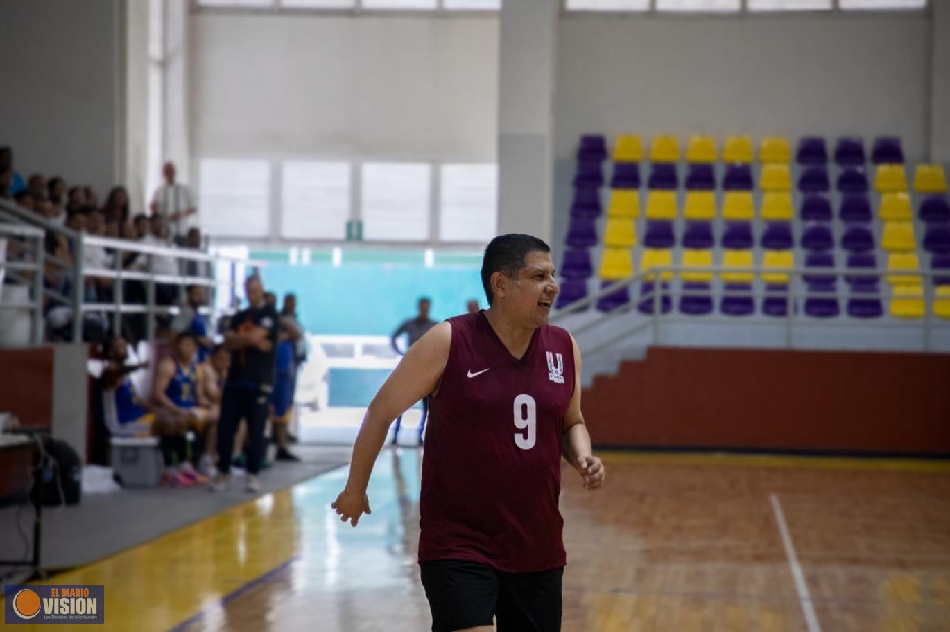 Con el ejemplo, Nacho Campos promueve el deporte en Uruapan