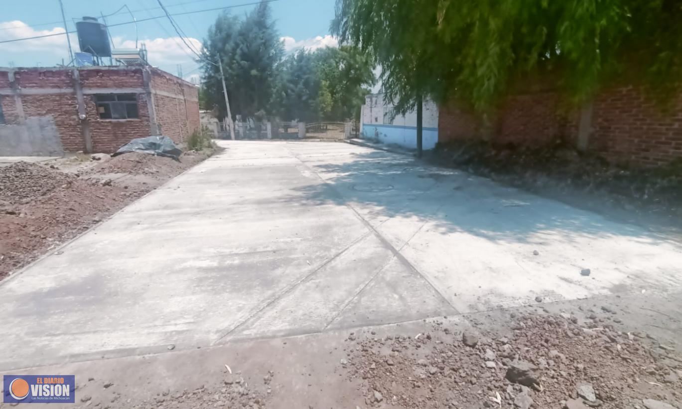 Concluye una obra más de pavimentación en Zacapu
