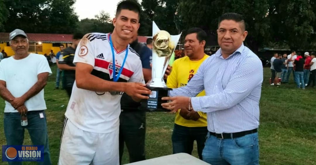 Paco Cedillo Fortalece el Deporte en Uruapan