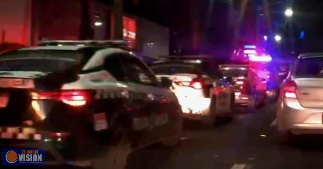Empistolados disparan contra el bar 