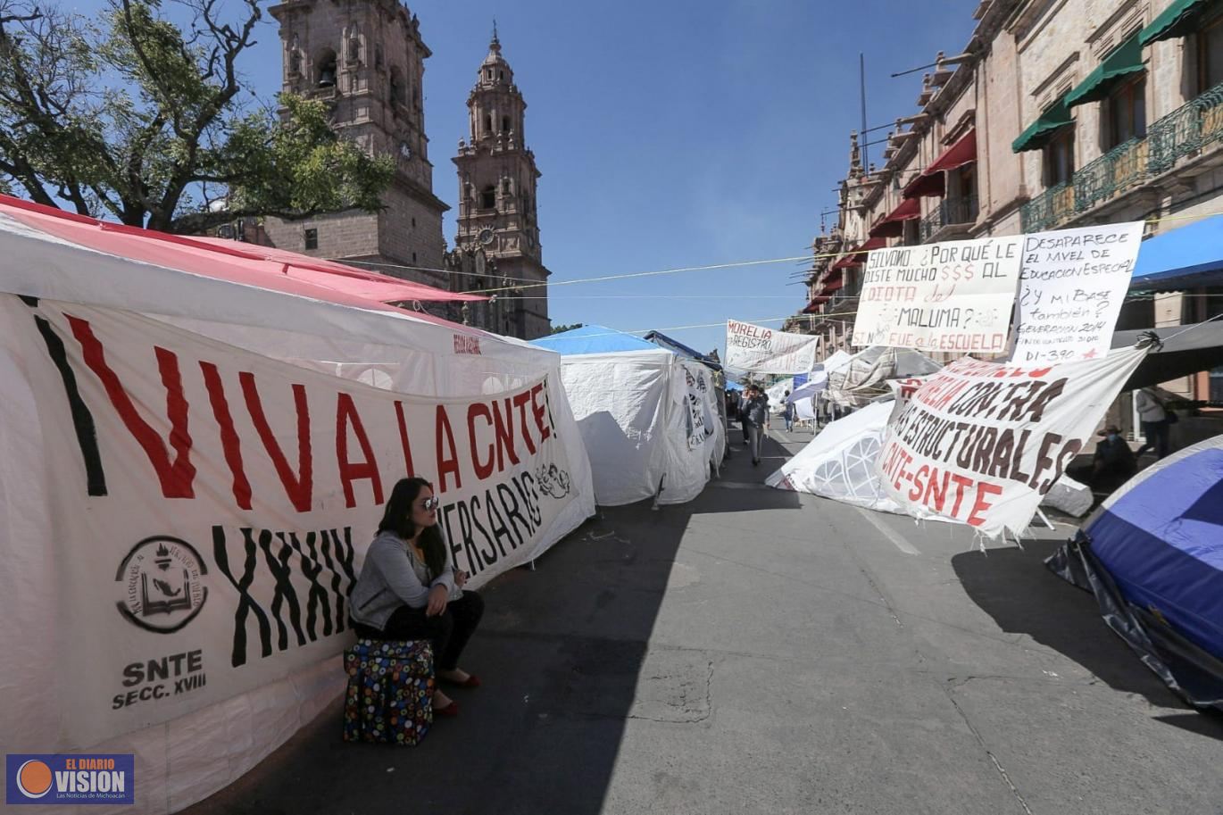 Conflicto sindical en el magisterio michoacano.