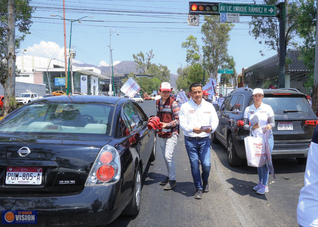 Marea guinda no sólo vino a inundar de color Morelia, también a transformarla: Torres Piña