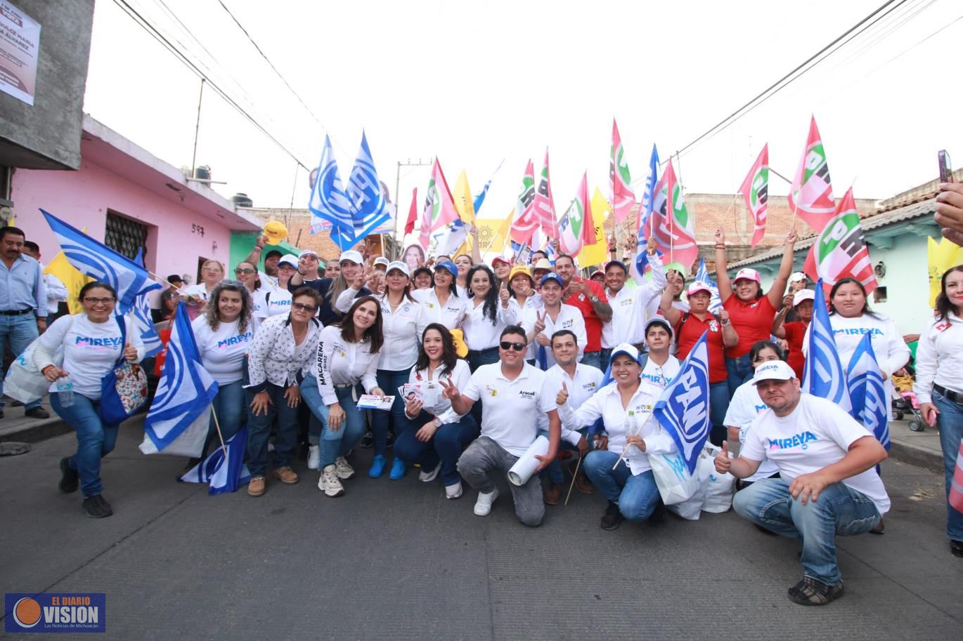 Póker de mujeres hará de Quiroga un municipio en desarrollo: Araceli Saucedo