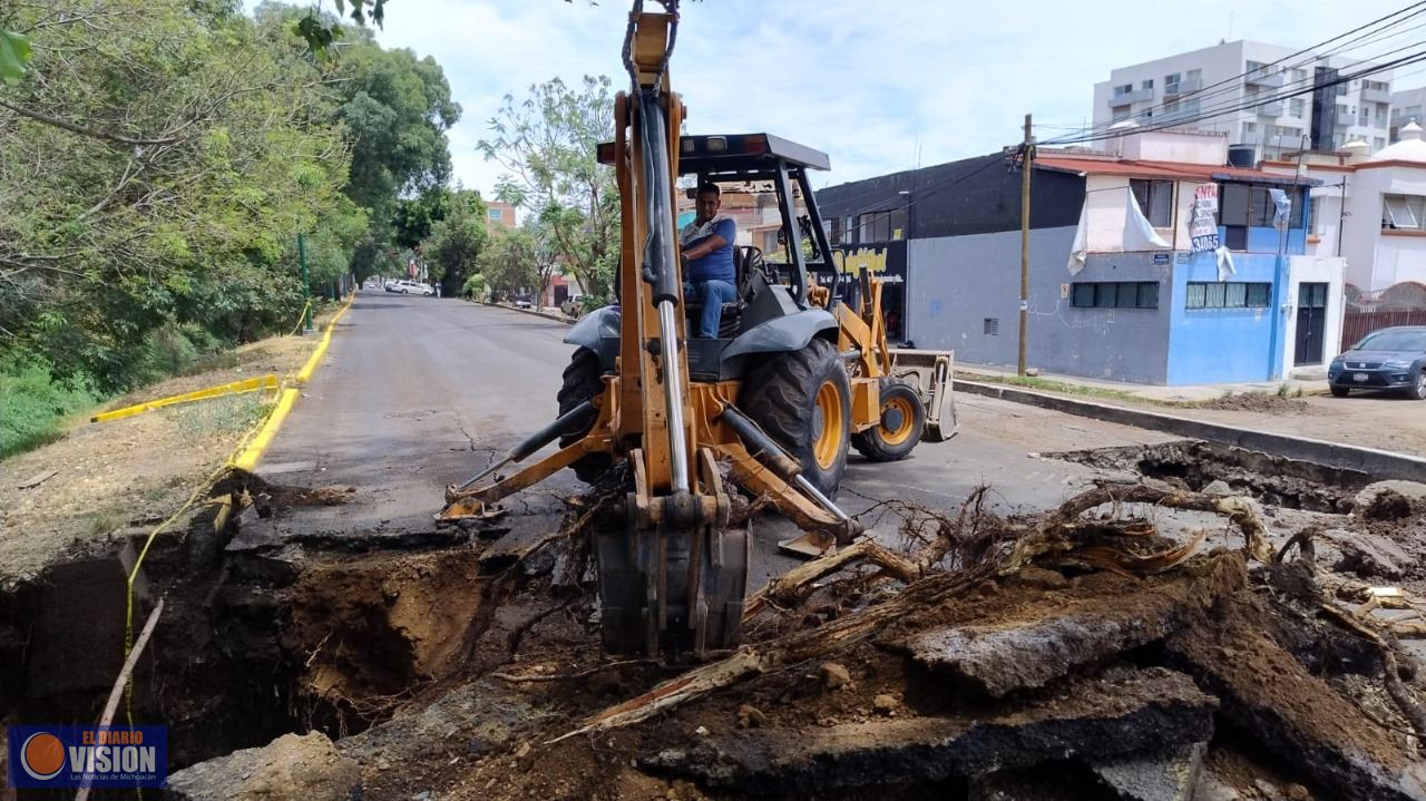 OOAPAS repara fuga en línea de distribución que abastece a 9 colonias