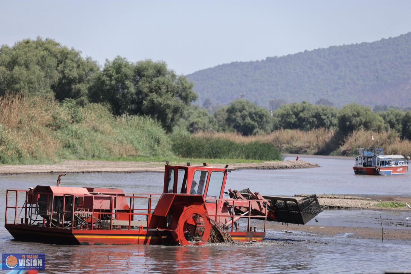 Iniciará intervención de 75 manantiales por el rescate del lago de Pátzcuaro