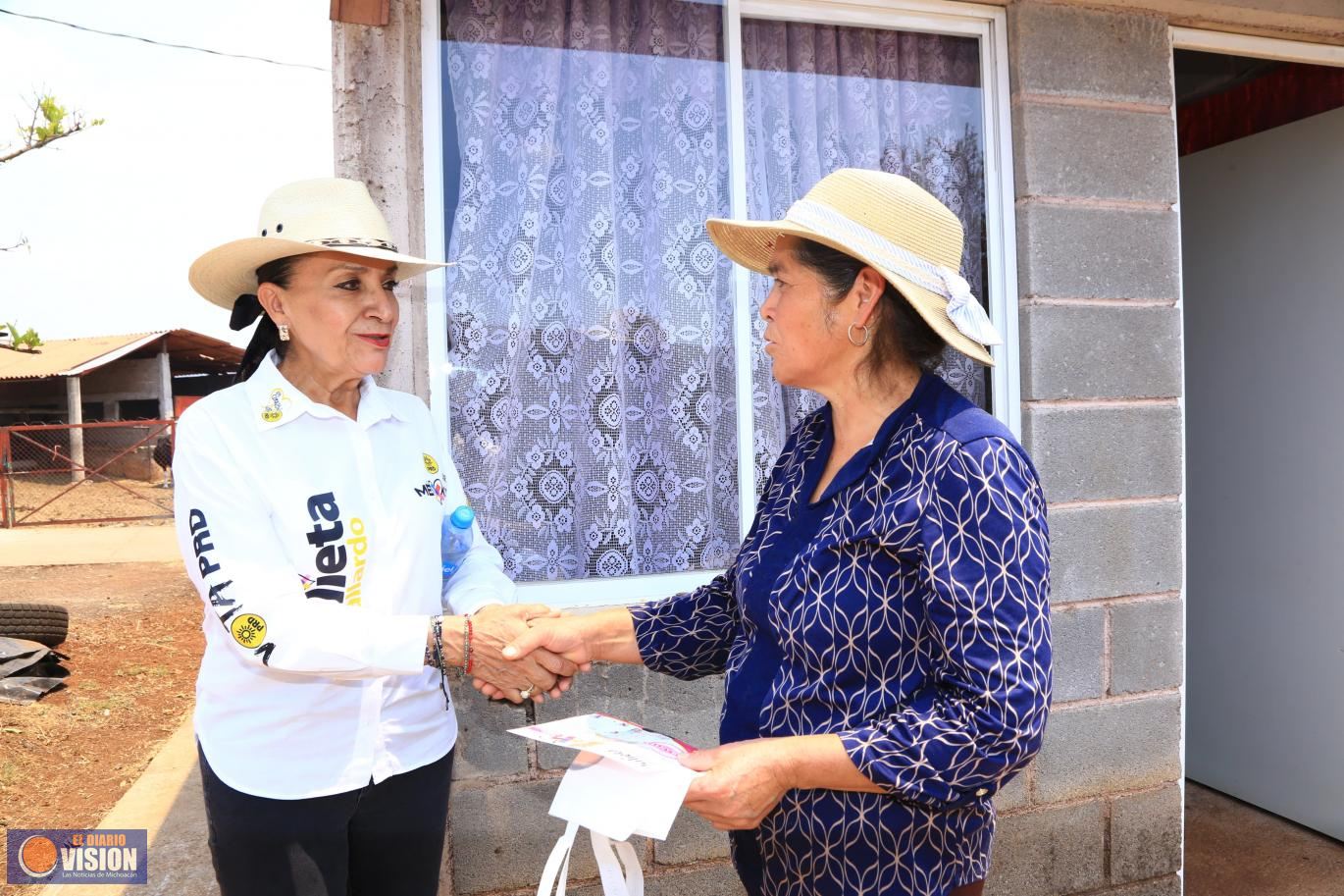 Para que Michoacán siga avanzando, unidos con la gente de El Desmonte: Julieta Gallardo