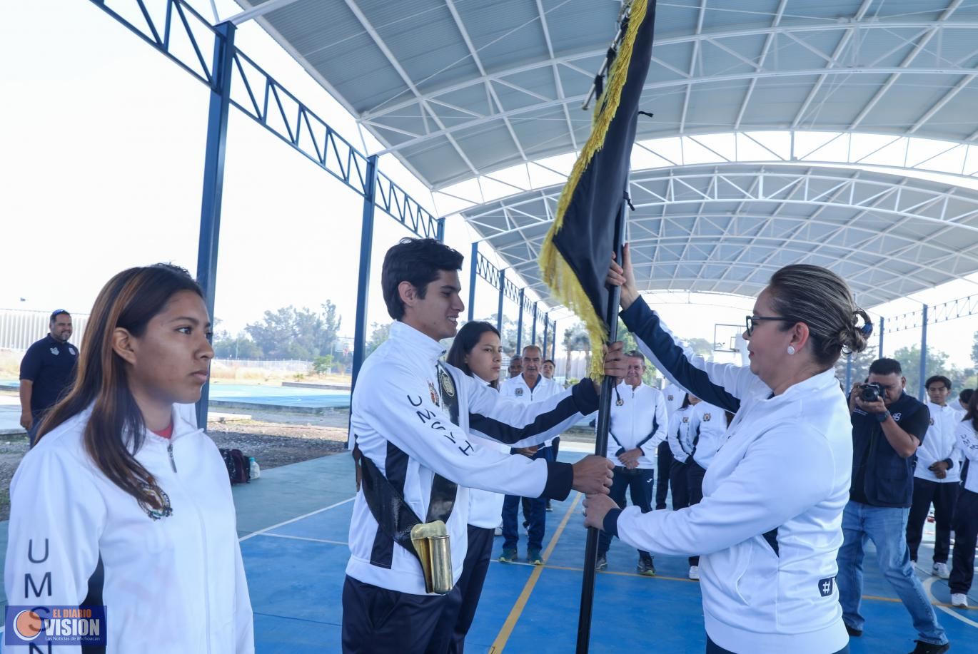 Mayor apoyo a deportistas nicolaitas, con Reglamento que los proteja y con espacios dignos: Rectora