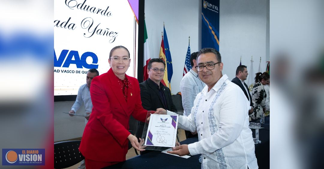 Red Juntos por Michoacán entrega  reconocimiento al Mérito a la Excelencia Educativa
