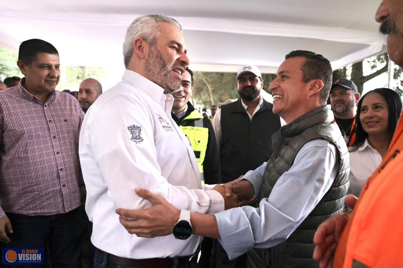 Inaugura Bedolla rehabilitación carretera Uruapan-Peribán