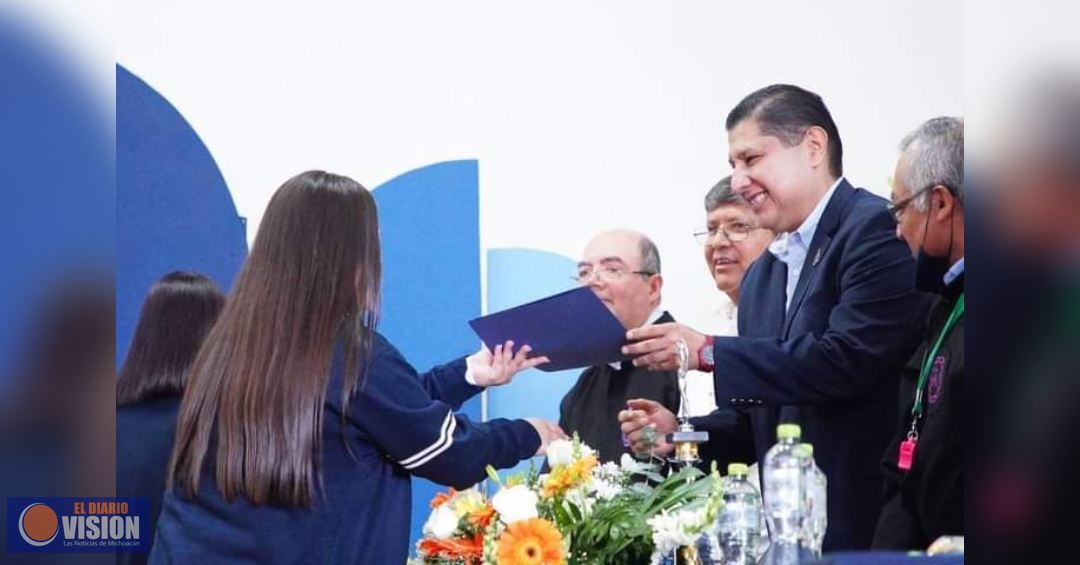 Acompaña Nacho Campos, frestejos por 25 aniversario de la preparatoria Casa del Niño