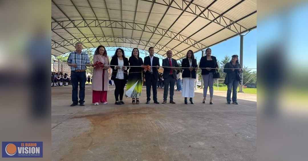 Estudiantes del Cecytem estrenan techumbre en plantel del Cemsad Tzitzingareo