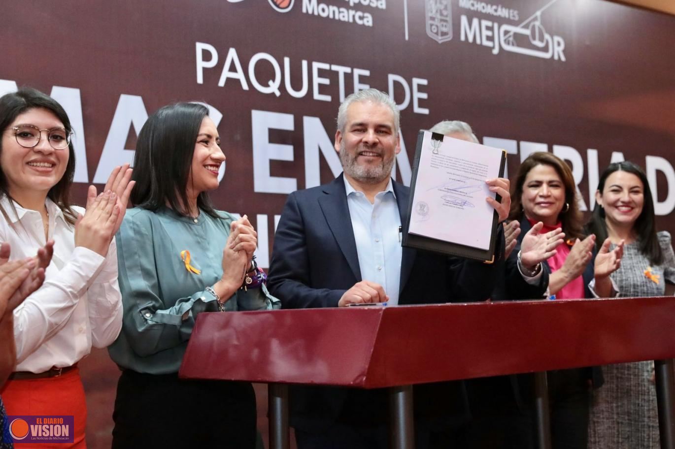Con reforma de Bedolla deudores alimentarios no serán servidores públicos 