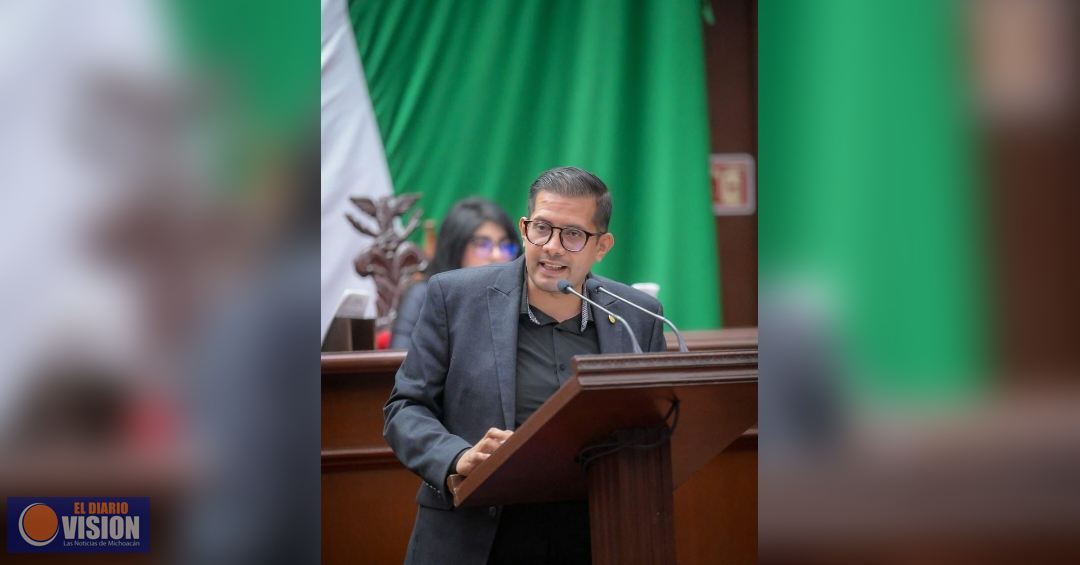 Pide Paz Torres mejores condiciones laborales para policías municipales de Michoacán