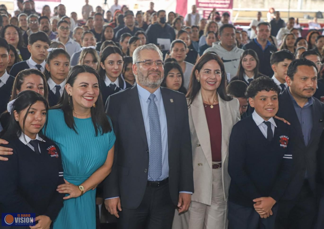 El trabajo en las aulas no se detiene en Michoacán: SEE
