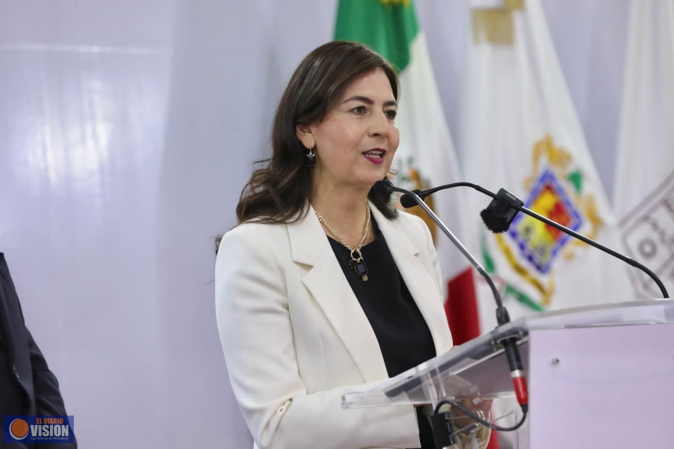 Claudia Sheinbaum destina mil 290 mdp para mejorar escuelas: Bedolla