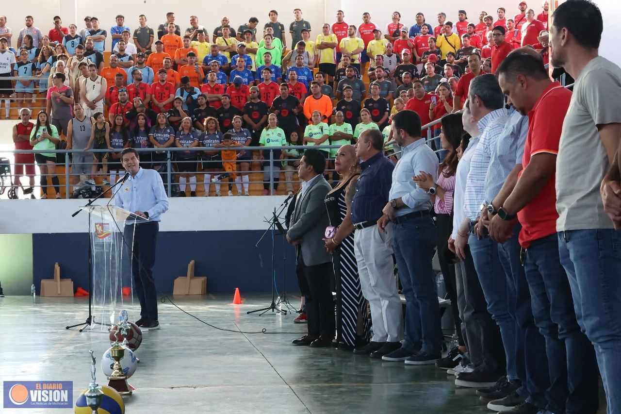 Inaugura Alfonso Martínez juegos deportivos del SIDEMM