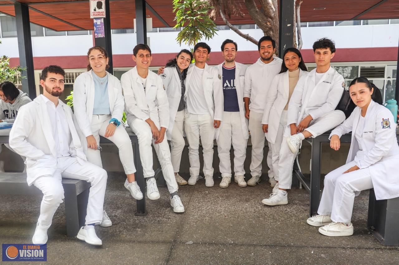 Da Federación opinión positiva a formación de médicos cirujanos de la UMSNH
