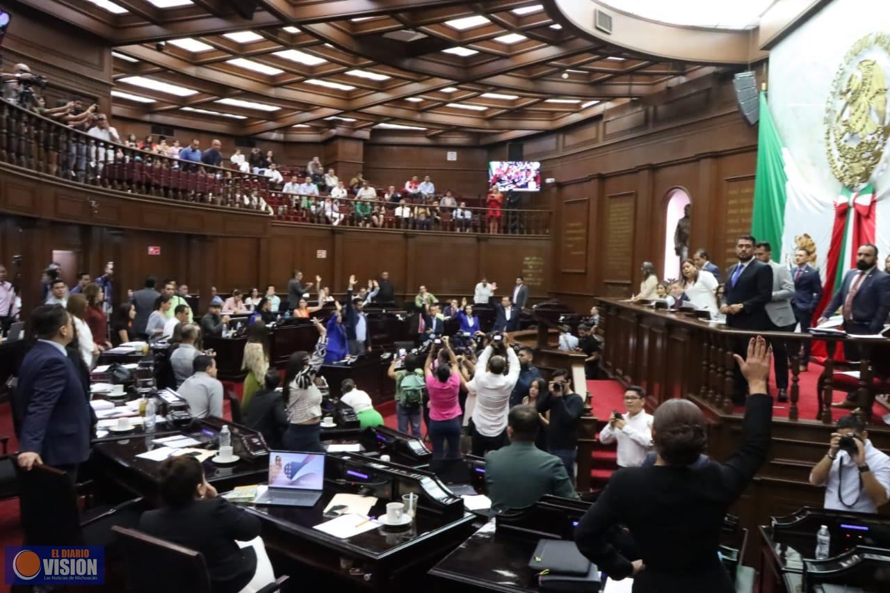Prohíbe 76 Legislatura las corridas de toros y sanciona las peleas de animales de cualquier especie