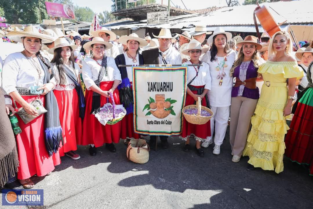 Santa Clara del Cobre Brilla en el Tianguis Artesanal 2025 de Uruapan
