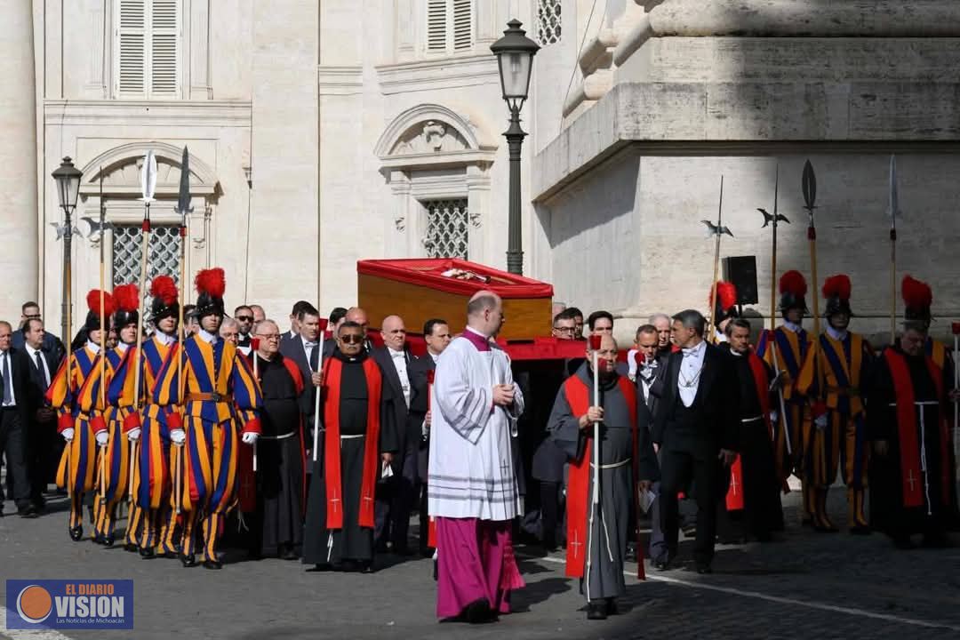 Trasladan féretro de El Papa Francisco Ciudad del Vaticano 