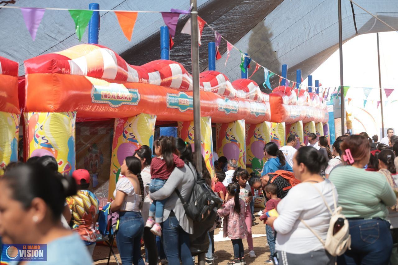 Continúan los festejos de la 
