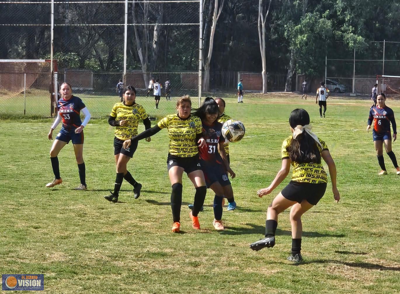 Con triunfo y empate volvieron a la Liga Municipal los equipos femeniles de la UMSNH