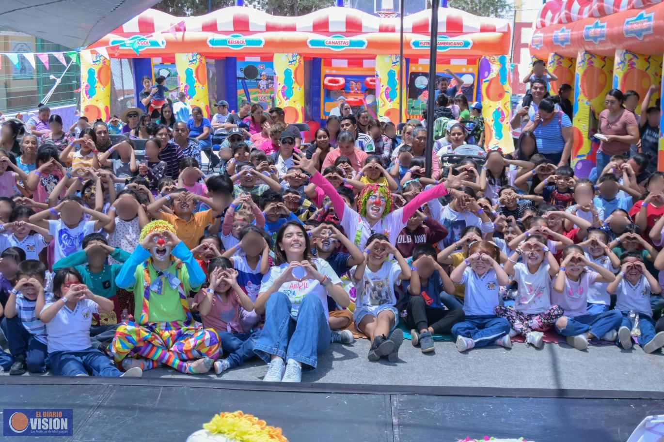 Niñas y niños de Chiquimitío y Atapaneo vivieron feliz celebración con Feria de la Niñez 