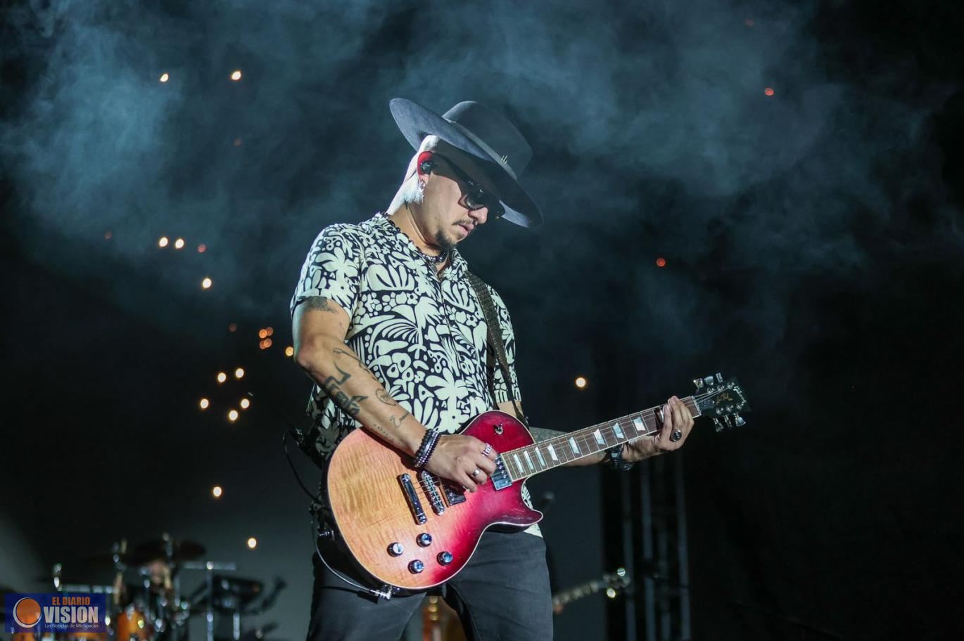 Piso 21 rinde homenaje a “El Buki” en el Festival Michoacán de Origen