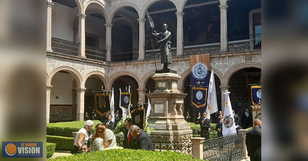 Improcedente juicio de amparo contra UM