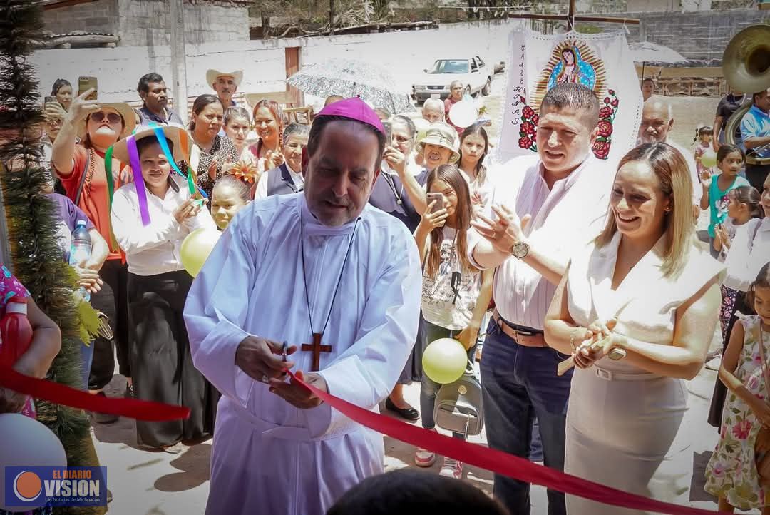 Participa alcaldesa Graciela Hernández de la consagración de la Capilla de Nuestra Sra de Guadalupe 
