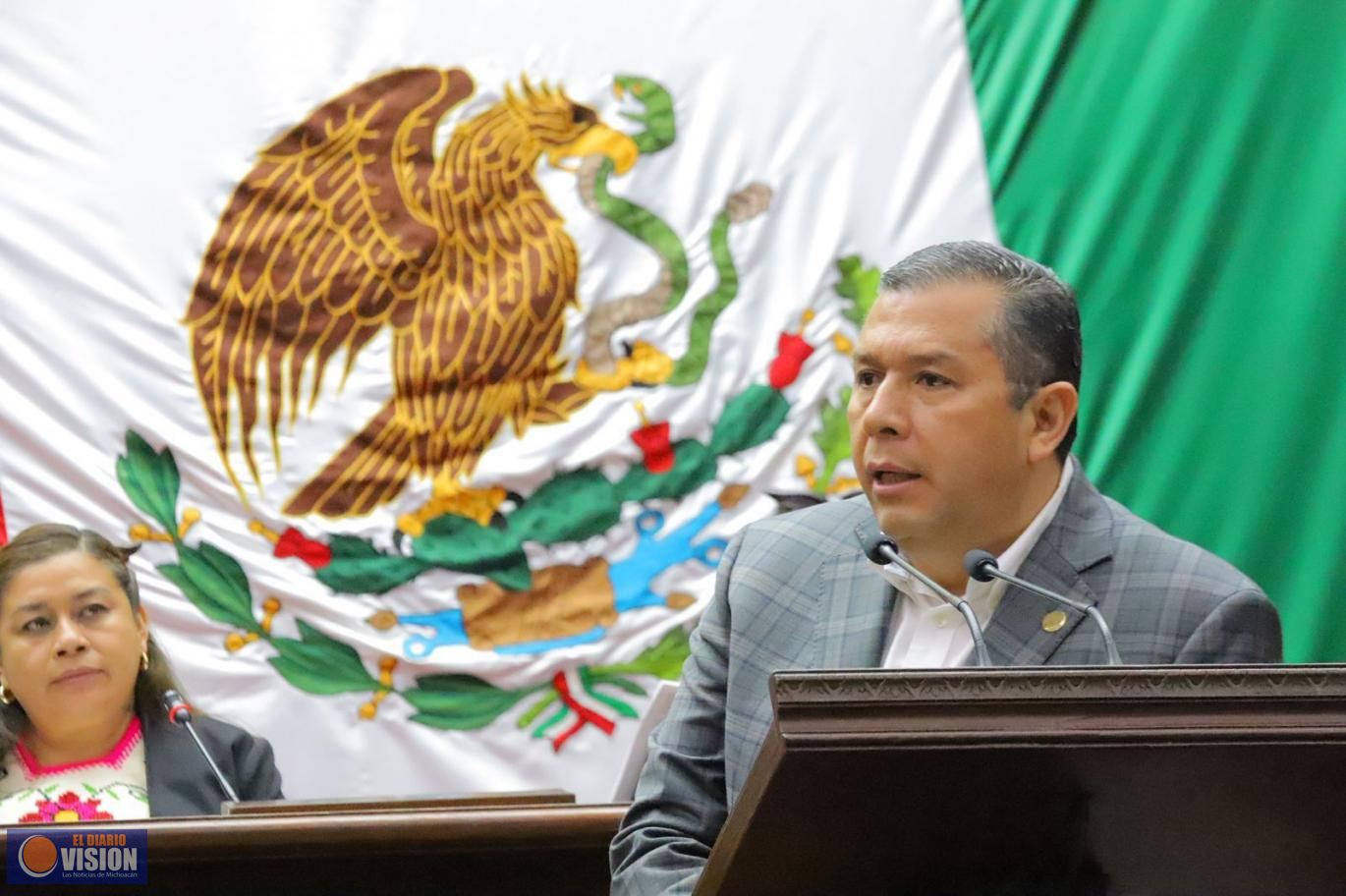 Con iniciativa de reforma, Barragán busca frenar la automedicación