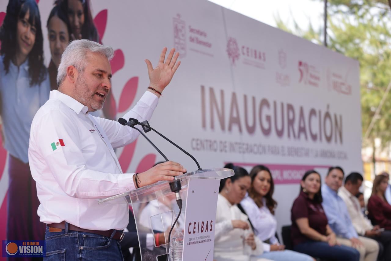 Bedolla defiende a migrantes ante amenaza de impuesto a remesas en EUA