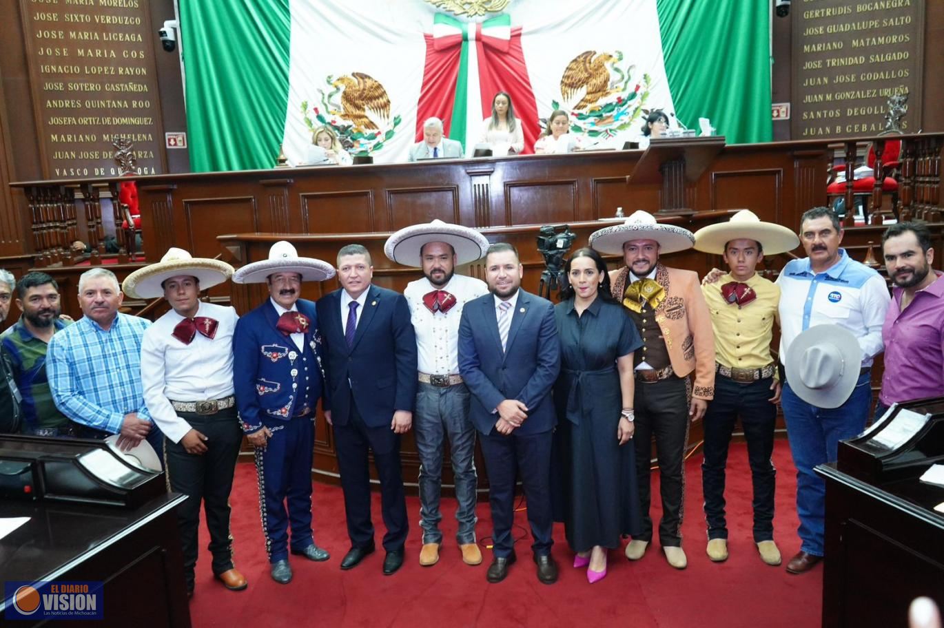 Propone Reyes Galindo considerar Patrimonio Cultural de Michoacán a la charrería y a cabalgatas