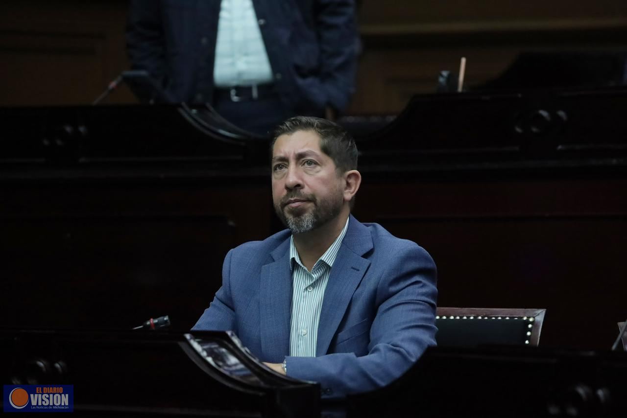 Para garantizar la salud infantil, propone Abraham Espinoza enfermerías obligatorias en escuelas 