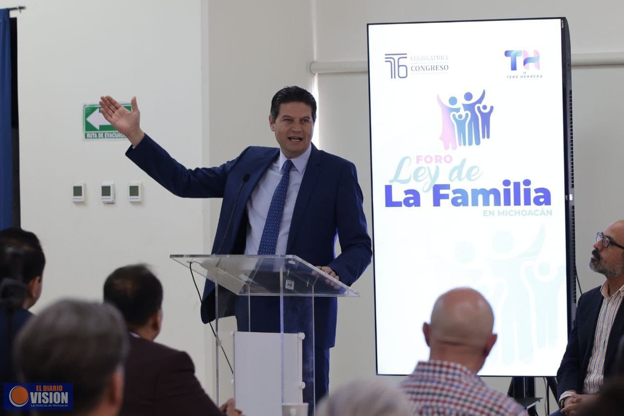 Familia, núcleo principal del desarrollo de la sociedad: Alfonso Martínez